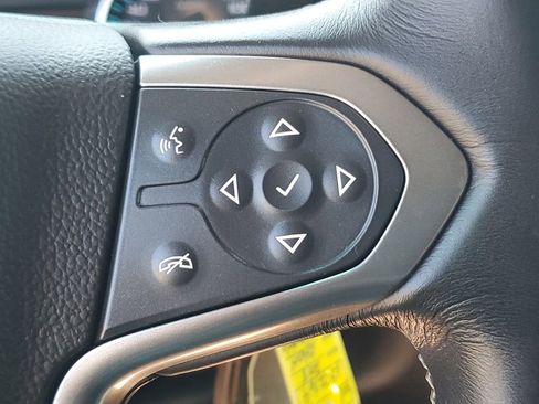 Used 2018 Chevrolet Silverado 1500 LT w/ All Star Edition AWD/4WD image 13