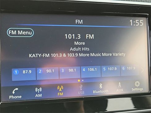 Used 2024 Nissan Kicks S image 13