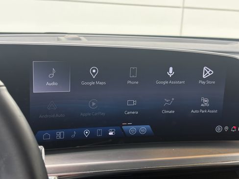 Certified 2024 Cadillac Lyriq Luxury AWD/4WD image 21