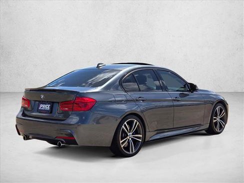 Used 2017 BMW 340i Sedan RWD image 5