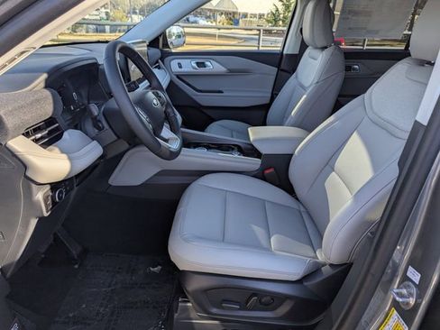 New 2026 Ford Explorer Active w/ Active Comfort Package image 19