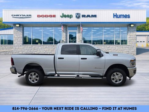 Used 2026 RAM 2500 Big Horn AWD/4WD image 2