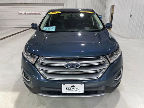 Used 2016 Ford Edge Titanium w/ Technology Package image 3