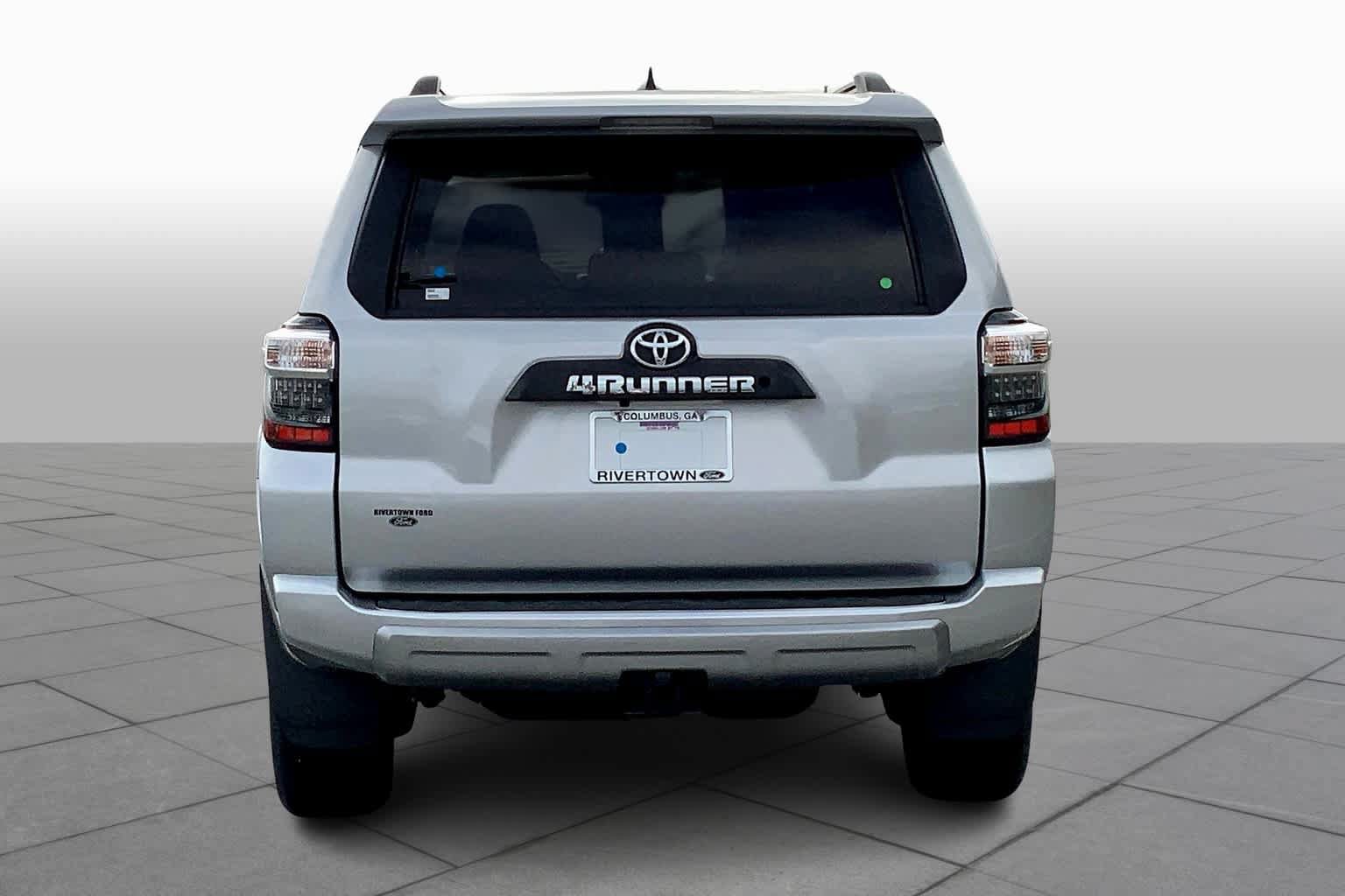 Used 2021 Toyota 4Runner TRD Off-Road AWD/4WD image 5