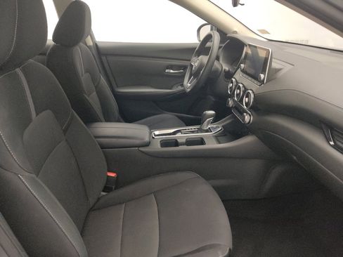 Used 2025 Nissan Sentra SV FWD image 21