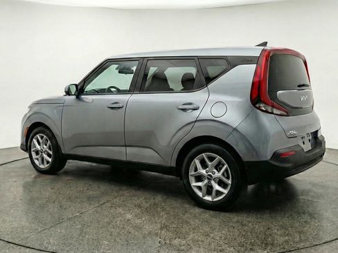 Used 2025 Kia Soul LX w/ LX Technology Package image 6
