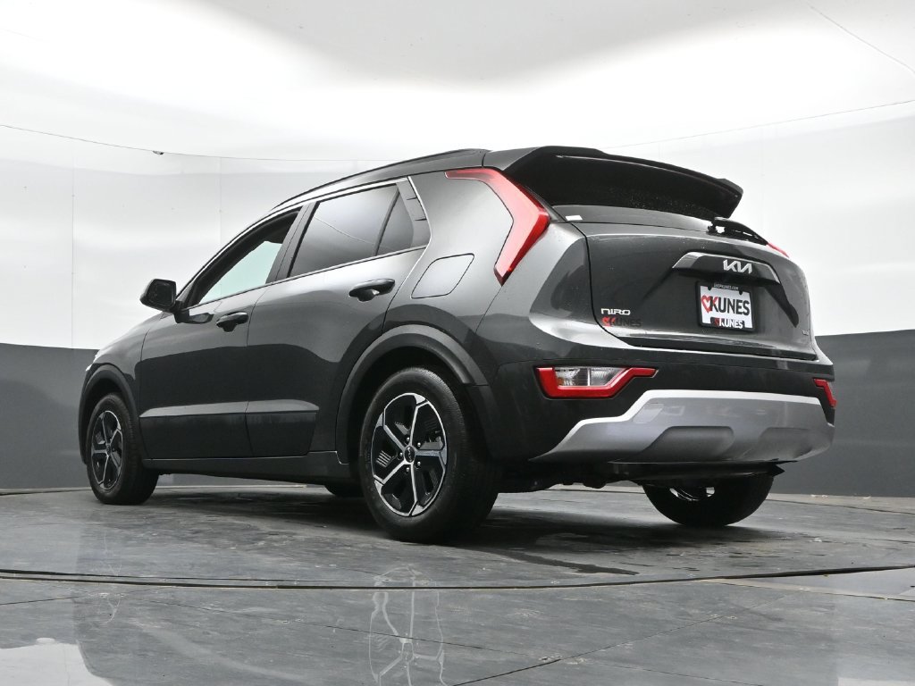 Used 2025 Kia Niro LX FWD image 47