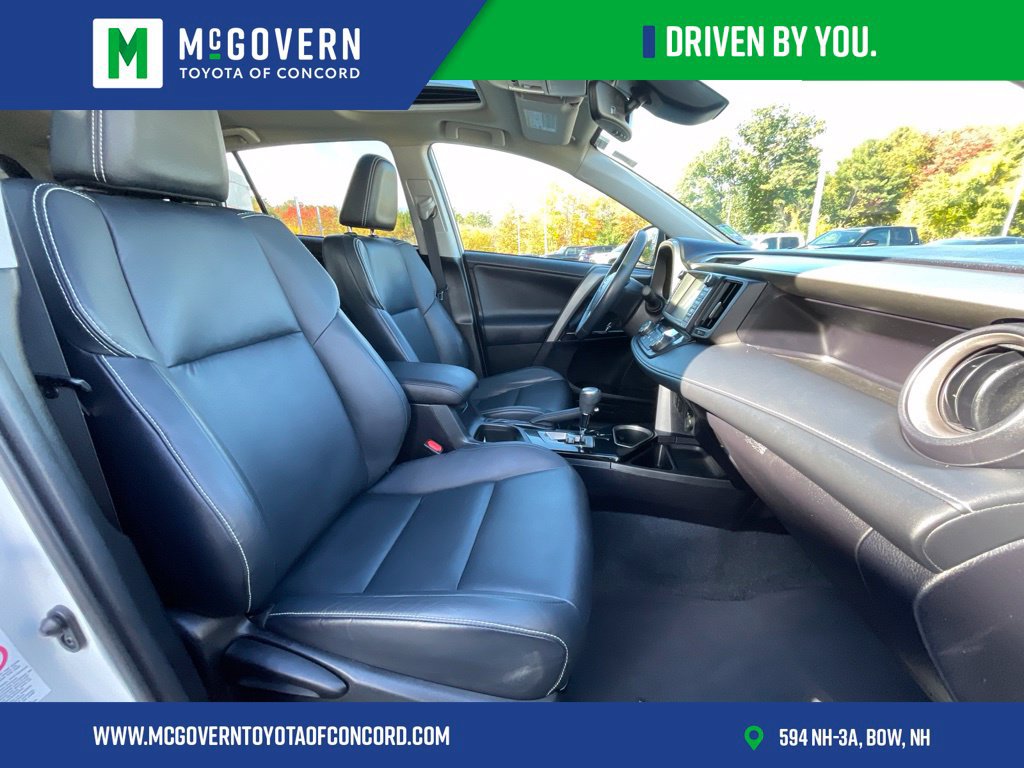 Used 2016 Toyota RAV4 Limited AWD/4WD image 25