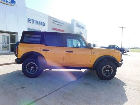 Used 2021 Ford Bronco Badlands image 33