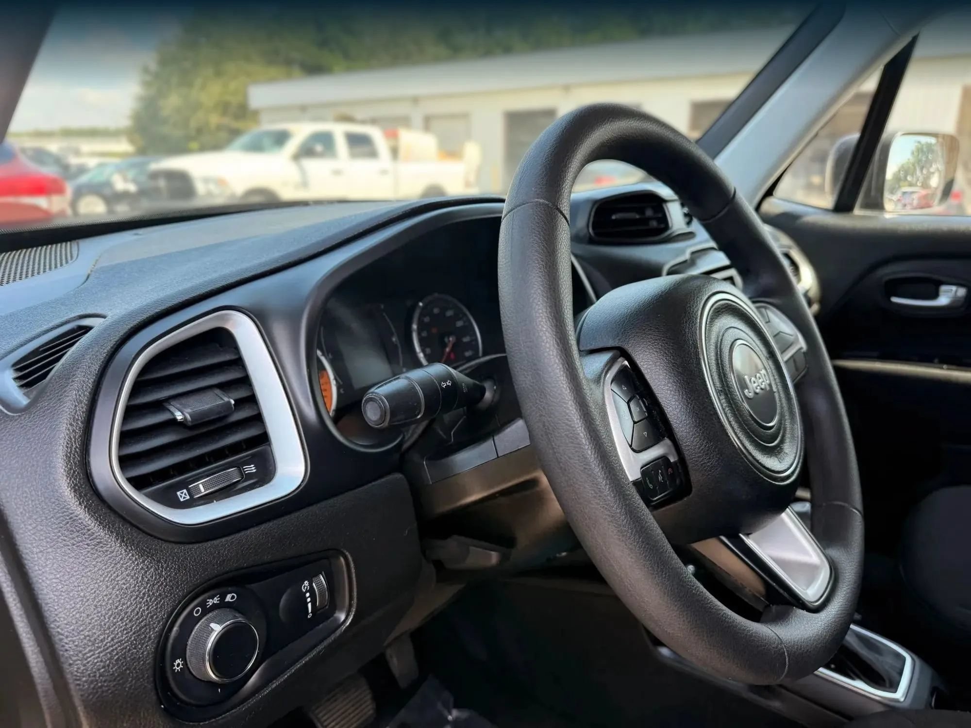 Used 2018 Jeep Renegade Sport w/ Power & Air Group AWD/4WD image 17
