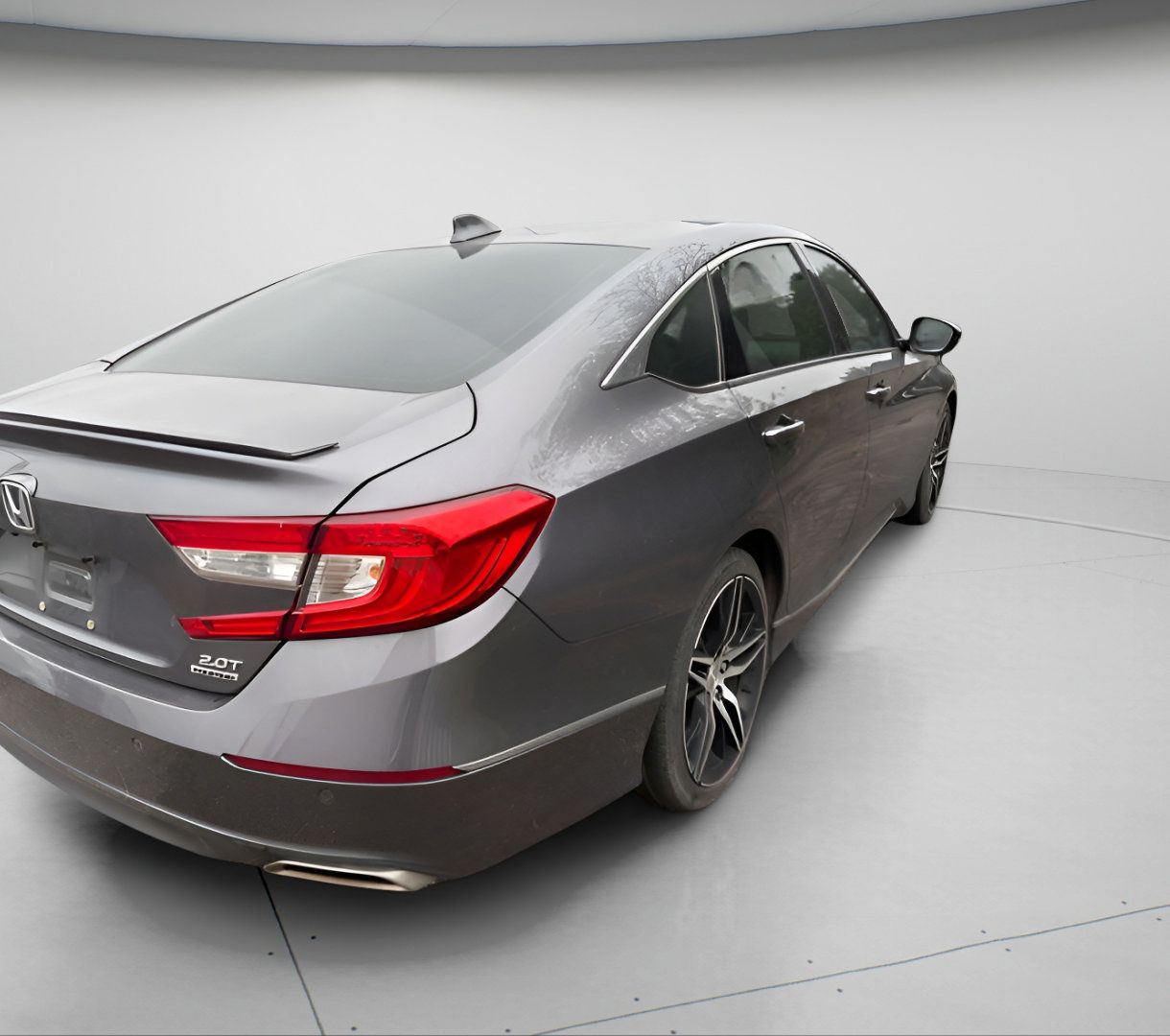 Used 2021 Honda Accord Touring image 11
