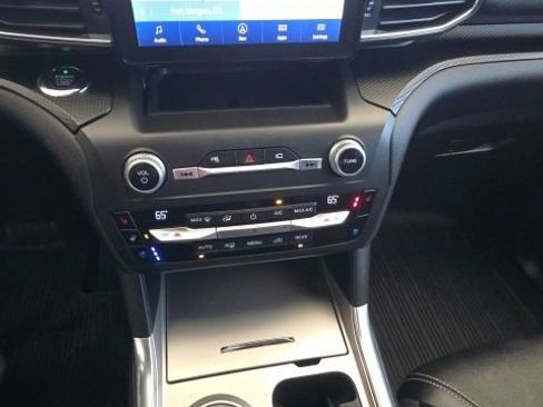 Used 2020 Ford Explorer ST AWD/4WD image 10
