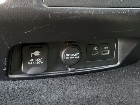 Certified 2023 Nissan Armada SL w/ Captain's Chairs Package image 24