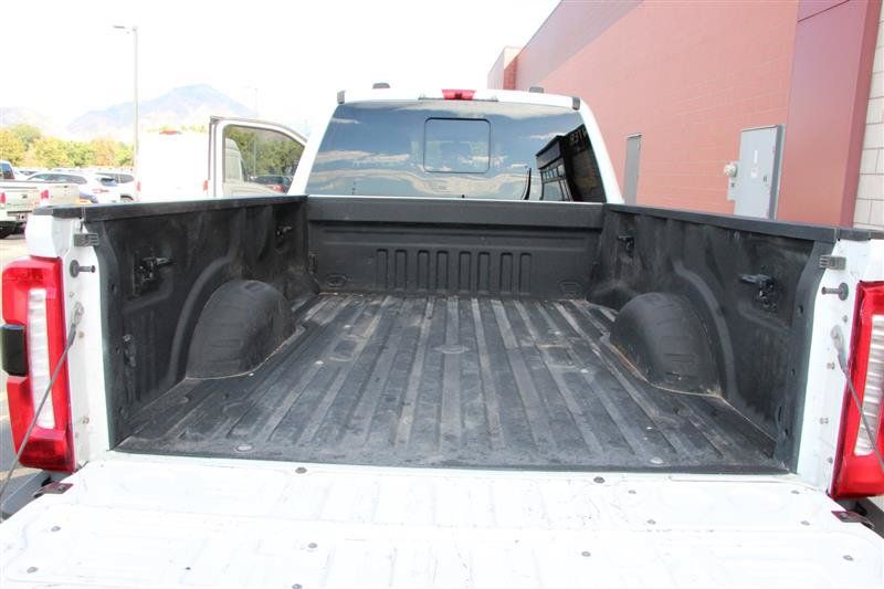 Used 2023 Ford F350 Lariat w/ FX4 Off-Road Package AWD/4WD image 28