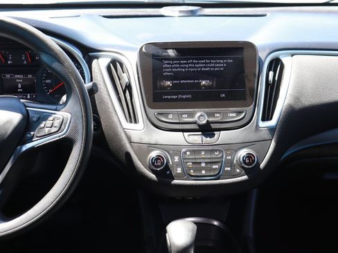 Used 2023 Chevrolet Malibu LT FWD image 15