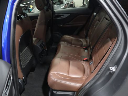Used 2019 Jaguar F-PACE S image 41