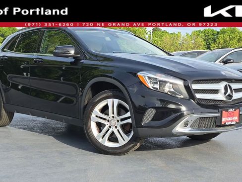 Used 2016 Mercedes-Benz GLA 250 4MATIC image 1