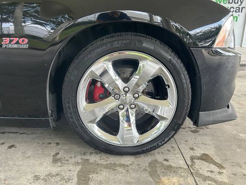Used 2014 Dodge Charger R/T RWD image 18