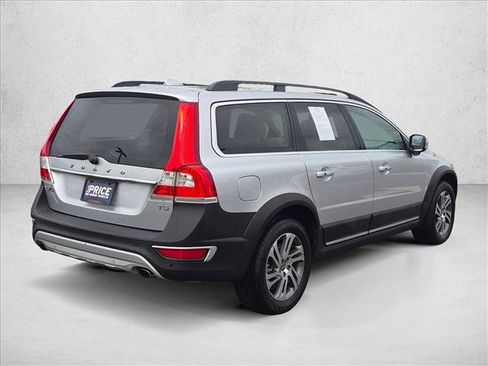 Used 2015 Volvo XC70 T5 Premier Plus FWD image 5