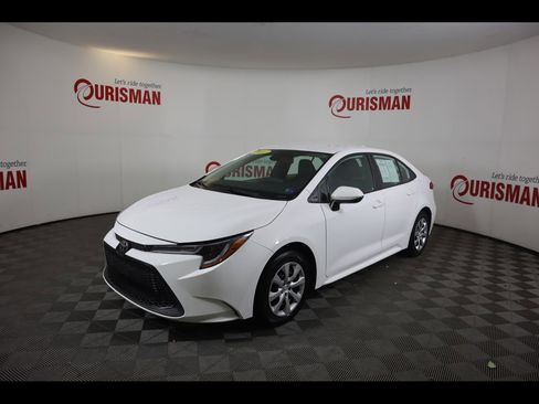 Used 2022 Toyota Corolla LE FWD image 4