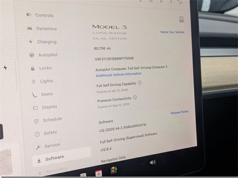 Used 2022 Tesla Model 3 Long Range image 22