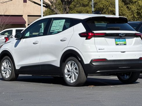 New 2027 Chevrolet Bolt LT image 5