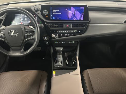 Used 2023 Lexus ES 350 w/ Premium Package FWD image 17