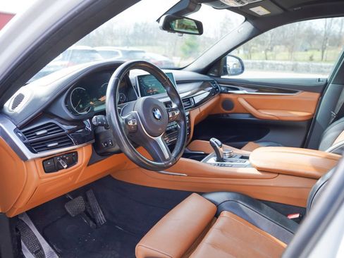 Used 2017 BMW X6 xDrive35i image 4