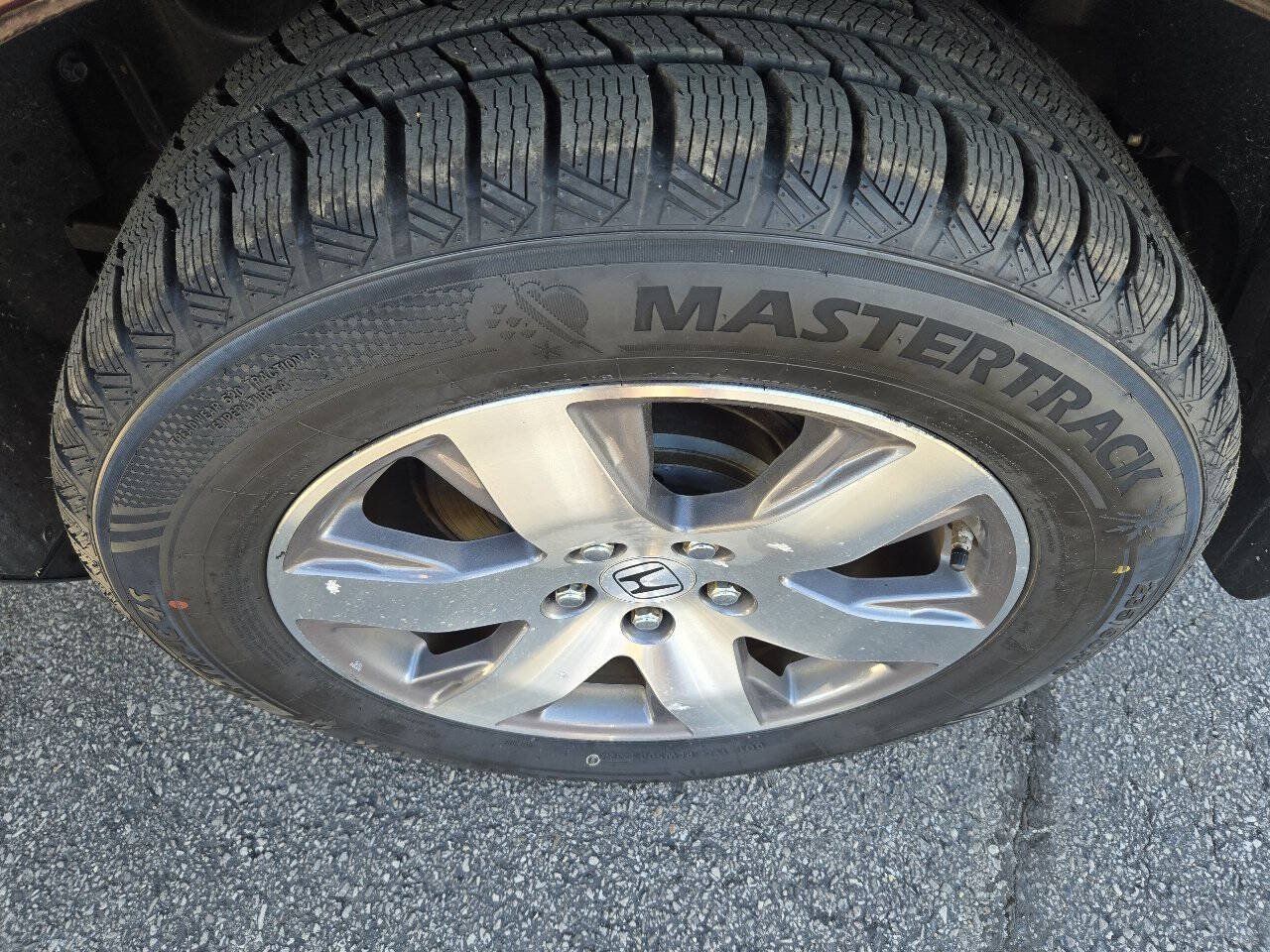 Used 2014 Honda Pilot Touring image 14