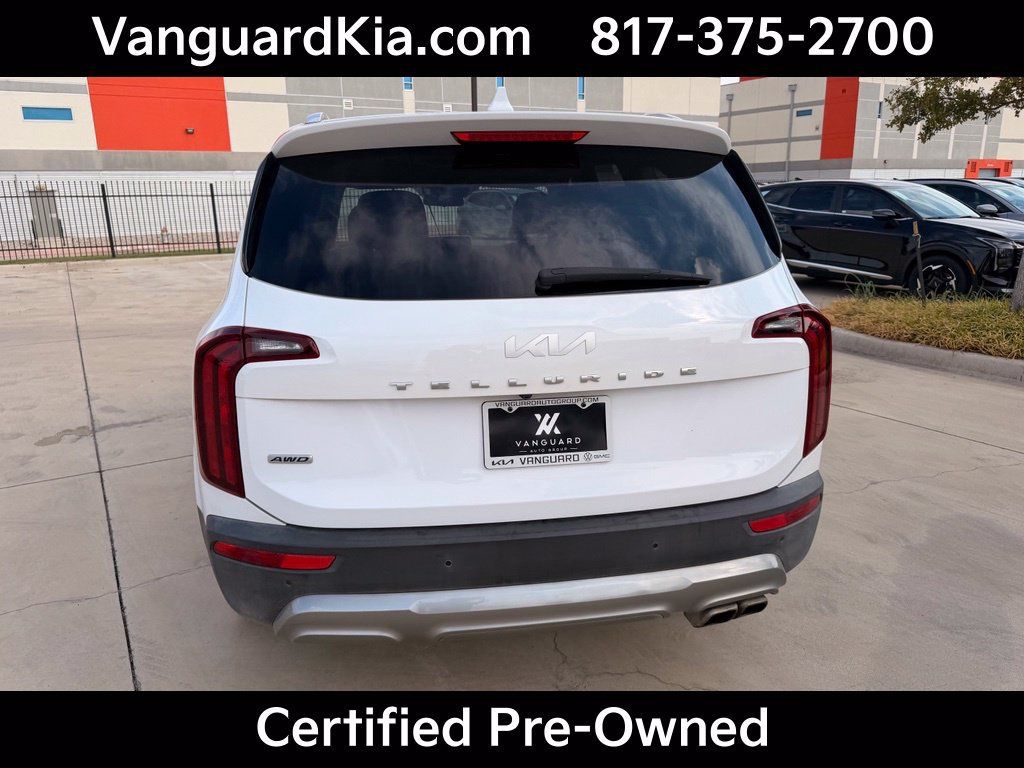 Certified 2022 Kia Telluride S AWD/4WD image 3