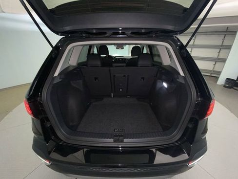 Used 2024 Volkswagen Taos SE FWD image 22