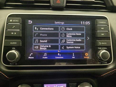 Used 2020 Nissan Versa SR w/ Convenience Package FWD image 25