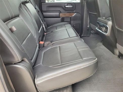 Used 2022 Chevrolet Silverado 2500 High Country w/ Z71 Off-Road Package image 13