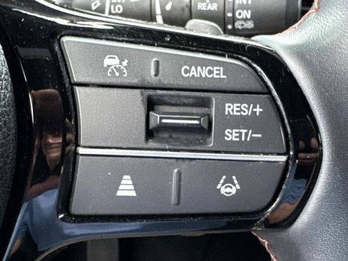 Used 2023 Honda Pilot Sport image 28