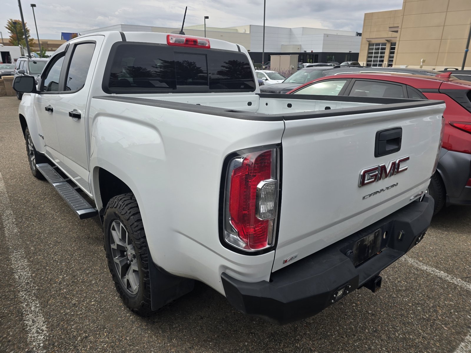 Used 2021 GMC Canyon AT4 w/ Trailering Package AWD/4WD image 3