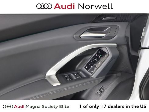 Used 2025 Audi Q5 Premium Plus w/ Premium Plus AWD/4WD image 21