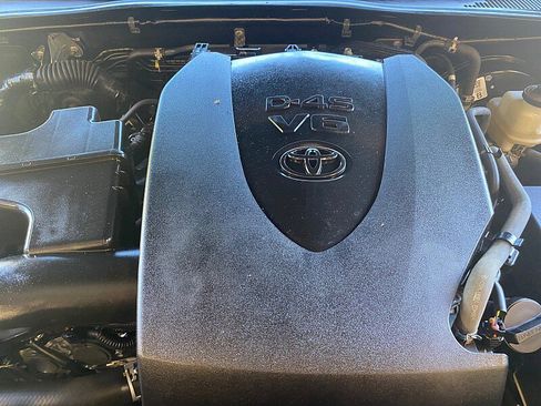Used 2019 Toyota Tacoma TRD Sport w/ Technology Package AWD/4WD image 62