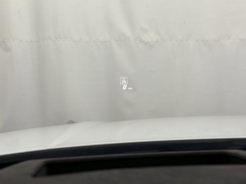 Used 2021 Lamborghini Urus image 17