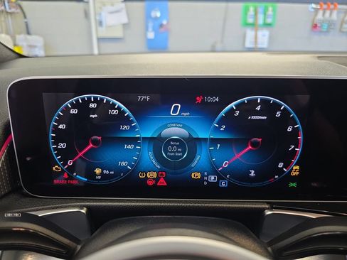 Used 2020 Mercedes-Benz GLB 250 image 22