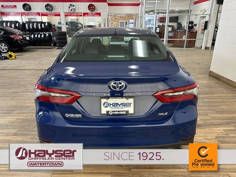 Used 2024 Toyota Camry XLE image 4