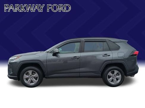 Used 2023 Toyota RAV4 XLE w/ Convenience Package FWD image 2