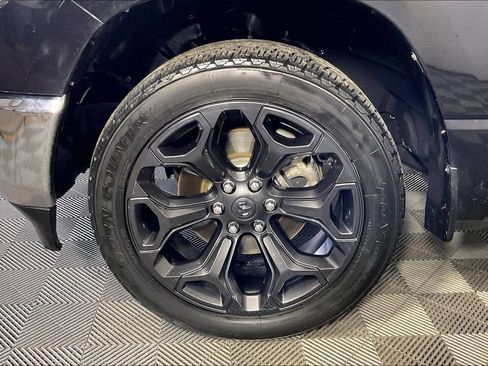 Used 2024 RAM 1500 Laramie RWD image 10