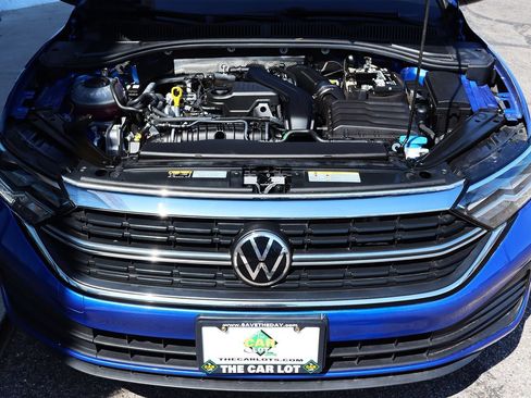 Used 2022 Volkswagen Jetta SE FWD image 55