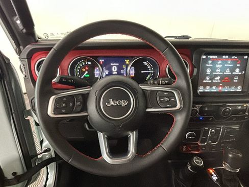 Used 2023 Jeep Wrangler Unlimited Rubicon 4xe AWD/4WD image 16