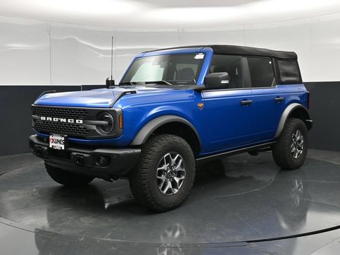 Used 2023 Ford Bronco Badlands AWD/4WD image 5