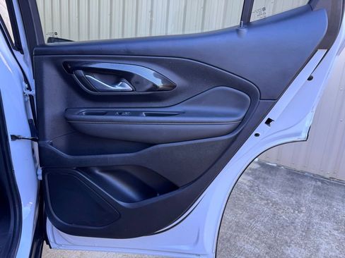 Used 2022 GMC Terrain AT4 w/ Infotainment Package II image 24