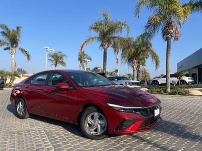 New 2026 Hyundai Elantra SE