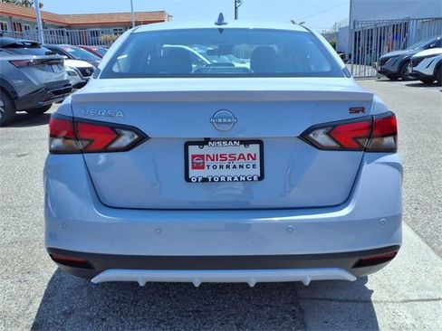 New 2025 Nissan Versa SR w/ Trunk Package image 9