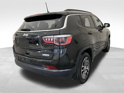 Used 2017 Jeep Compass Latitude w/ Popular Equipment Group image 5