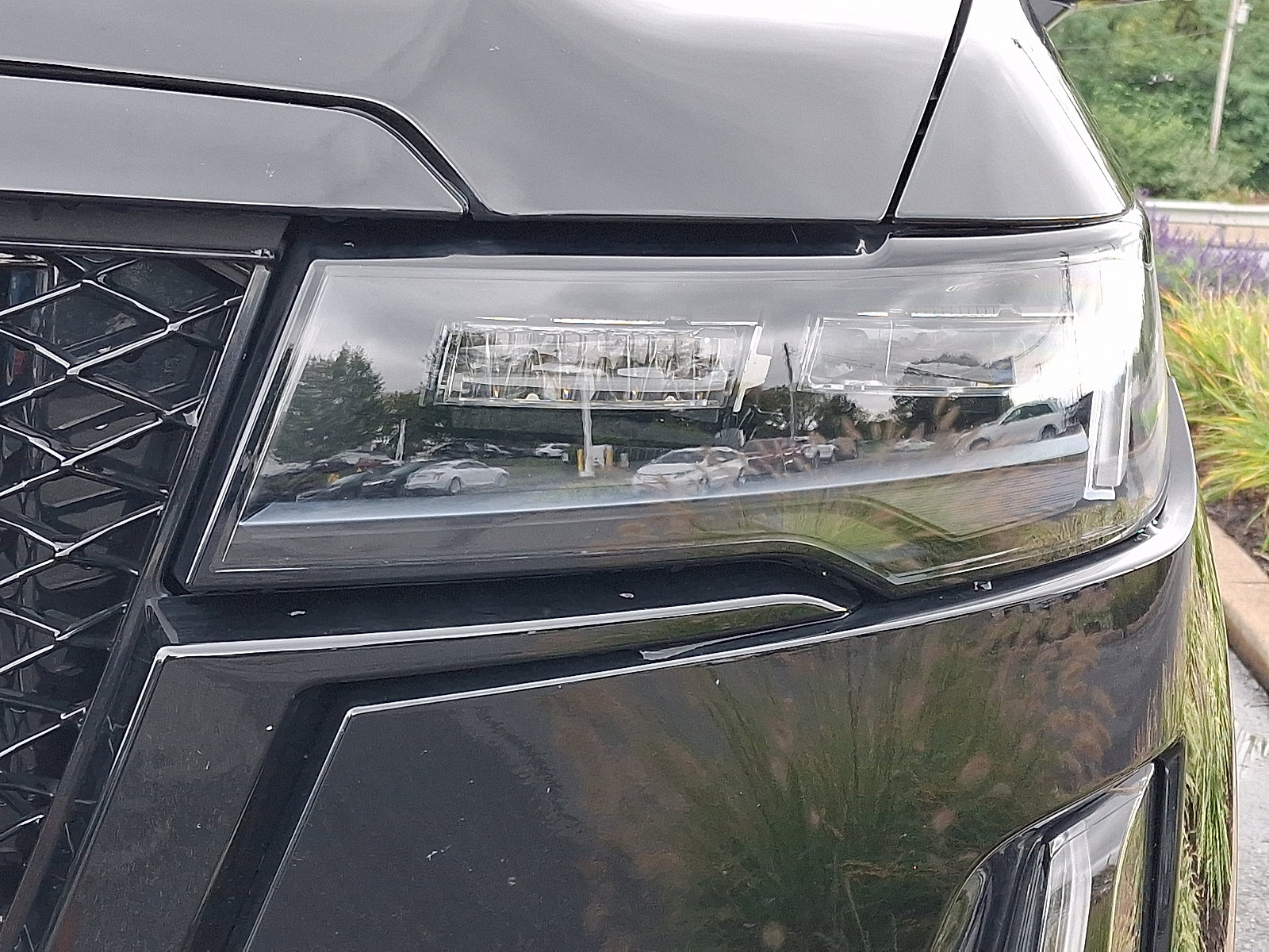 Certified 2021 Cadillac Escalade ESV Sport w/ Driver Assist Tech Package AWD/4WD image 8